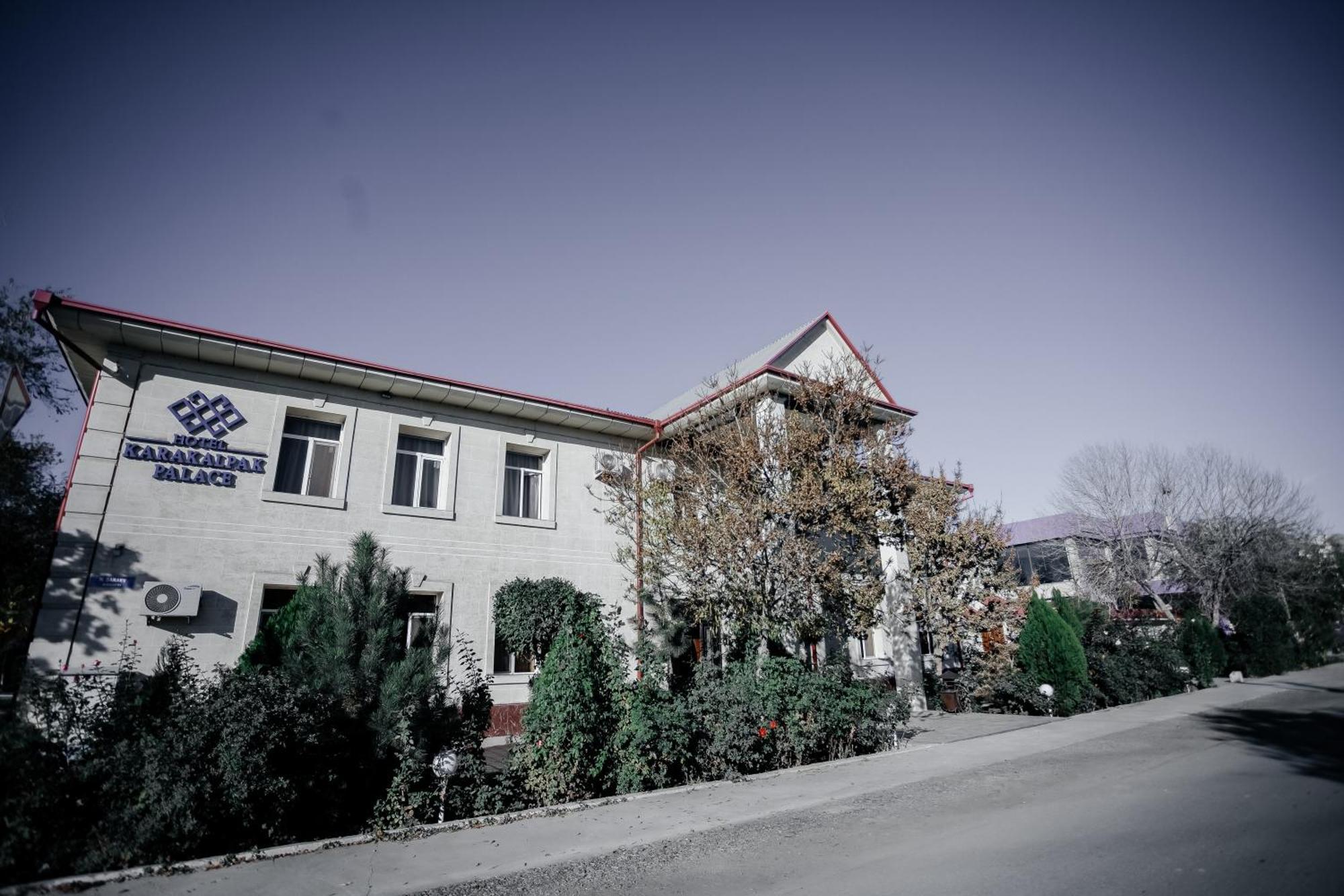 Karakalpak Palace Hotel 누쿠스 외부 사진